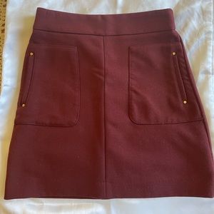 Women’s H&M burgundy mini skirt